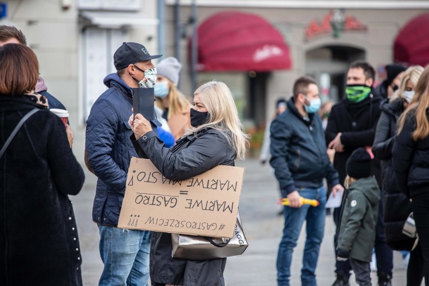 Obostrzenia niszczą podlaskich przedsiębiorców....