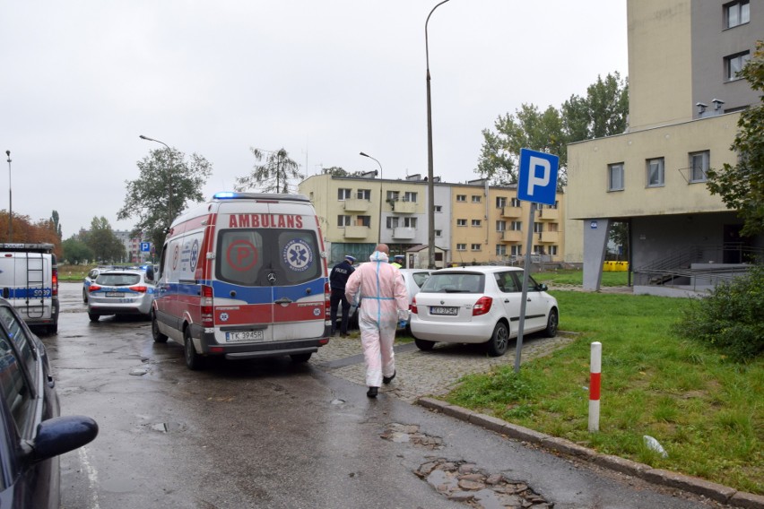 Człowiek z podciętym gardłem. Znamy okoliczności dramatycznych scen w Kielcach. Są szokujące [ZDJĘCIA]