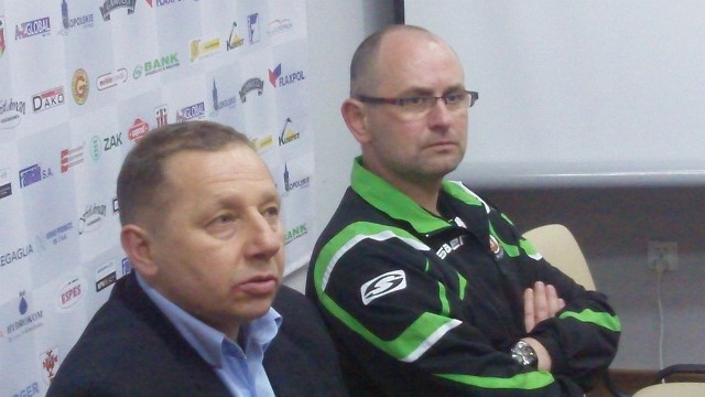 Ryszard Okaj (z lewej) i Dominik Nowak (z prawej)