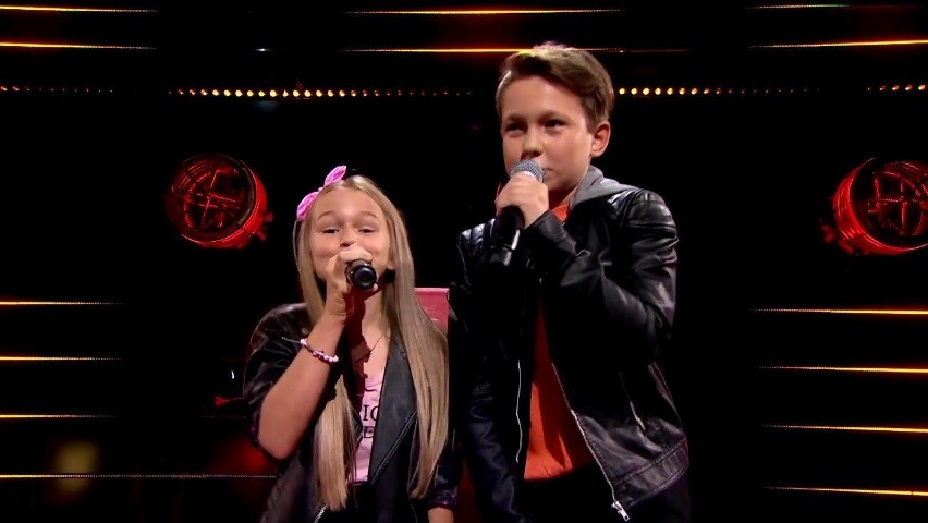 "The Voice Kids 2" BITWY 3. Dawid Kwiatkowski i jego drużyna w hicie "Rozpalimy ogień"!