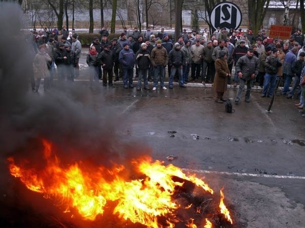 Protest pracowników Huty Stalowa Wola...