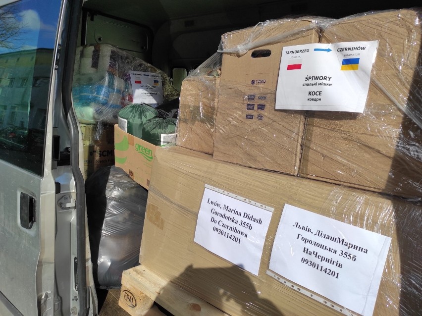 Z Tarnobrzega wyruszył transport darów dla Czernihowa. Zbiórka rzeczy i pieniędzy dla Ukrainy wciąż trwa 