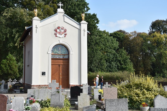 Relikwie patrona myśliwych umieszczone zostały w dawnej kaplicy Moszczyńskich w podbydgoskim Żołędowie