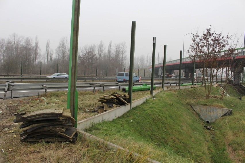 Ekrany akustyczne przy A4 w Rudzie Śląskiej