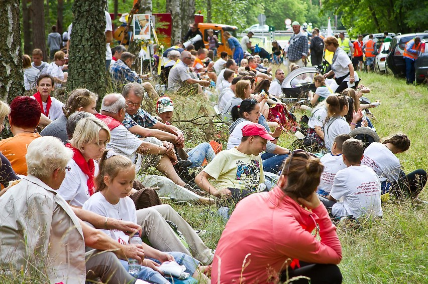 Pielgrzymi idą na Jasną Górę