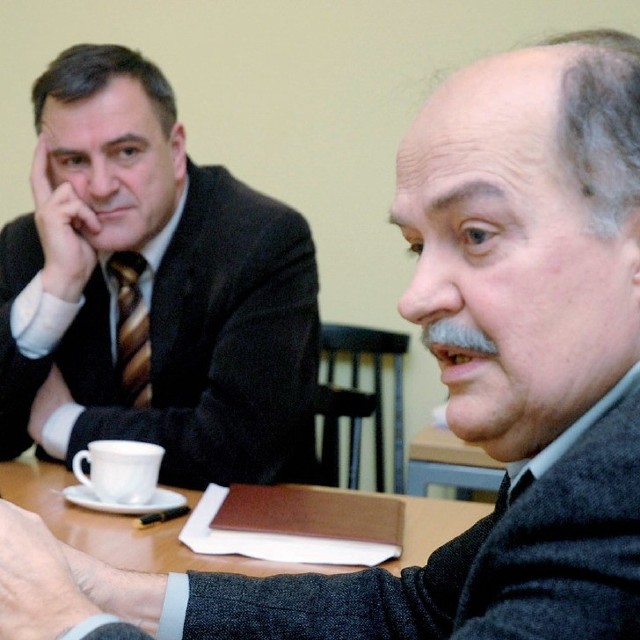 Marek Kurowski i Zdzisław Daczkowski w czasie dyskusji.
