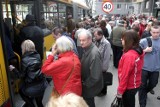 Zepsuty autobus MPK zablokował Przybyszewskiego