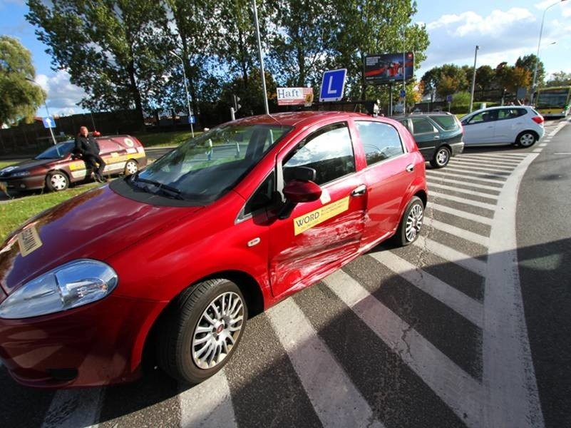 Do kolizji doszło na rondzie PCK w Zielonej Górze.