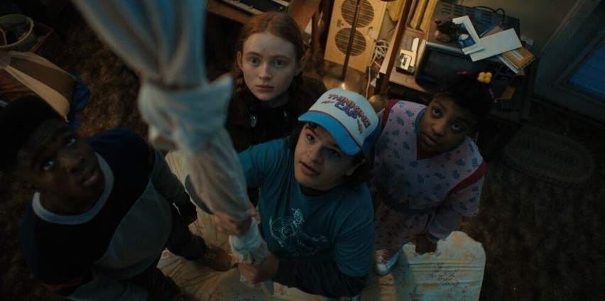 „Stranger Things 4” nie wszystkim się podobało. Dlaczego z trudem przebrnęłam przez część sezonu? [Absolutnie subiektywna RECENZJA]