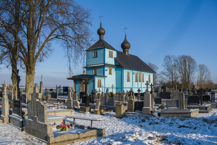 Parafia została erygowana 16 listopada 1982. Wcześniej...