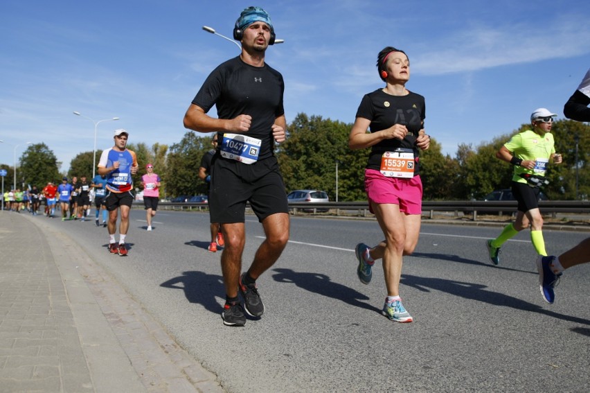 Uczestnicy Maratonu Warszawskiego 2018. Więcej zdjęć...