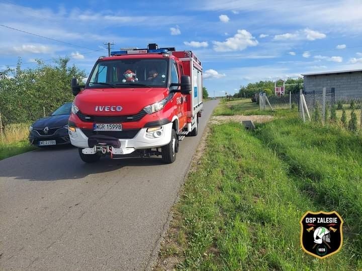  Wypadek w gminie Belsk Duży. Dwie ranne osoby zabrane do szpitala