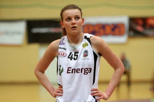Kaja Darnikowska, występująca w barwach toruńskiej Energi, na co dzień uczy się w VIII LO i poprowadziła reprezentację swojej szkoły do mistrzostwa Torunia szkół ponadgimnazjalnych