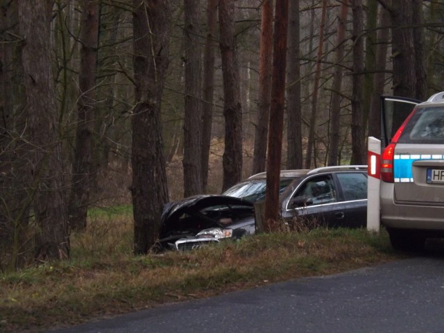 Wypadek pod Wolsztynem: Jedna osoba trafiła do szpitala