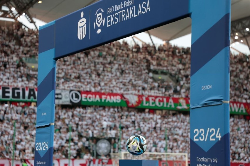 Piłkarze ŁKS mogli liczyć na gorące wsparcie z trybun stadionu przy ulicy Łazienkowskiej ZOBACZ ZDJĘCIA KIBICÓW