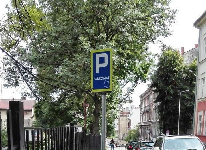 Opłaty w strefie płatnego parkowania w Bielsku-Białej...