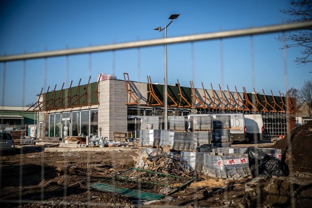 Białystok, ul. Geodetów. Tu powstaje nowa restauracja fast food sieci McDonald's