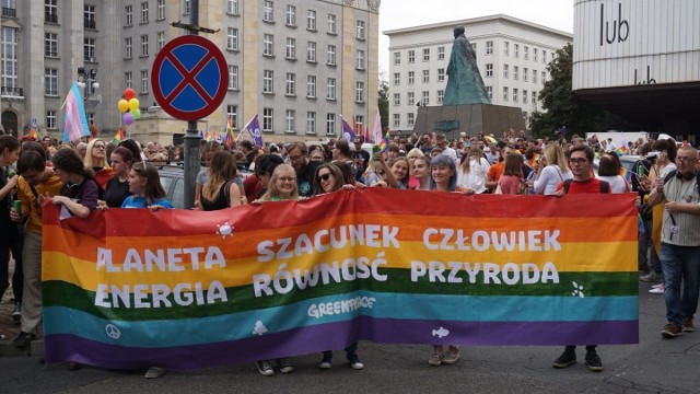 Nawet 3 tys. uczestników Marszu Równości przechodzi przez centrum Katowic, 7 września 2019