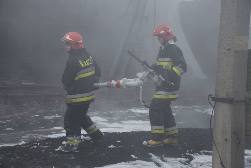 Pozar po zderzeniu pociągów
Pozar po zderzeniu pociągów