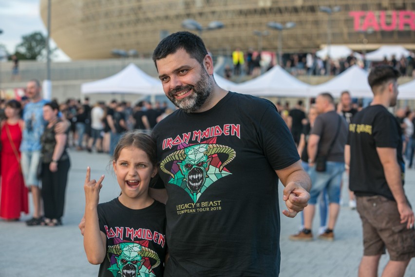 Kraków. Fani przed koncertem Iron Maiden w Tauron Arenie [ZDJĘCIA]