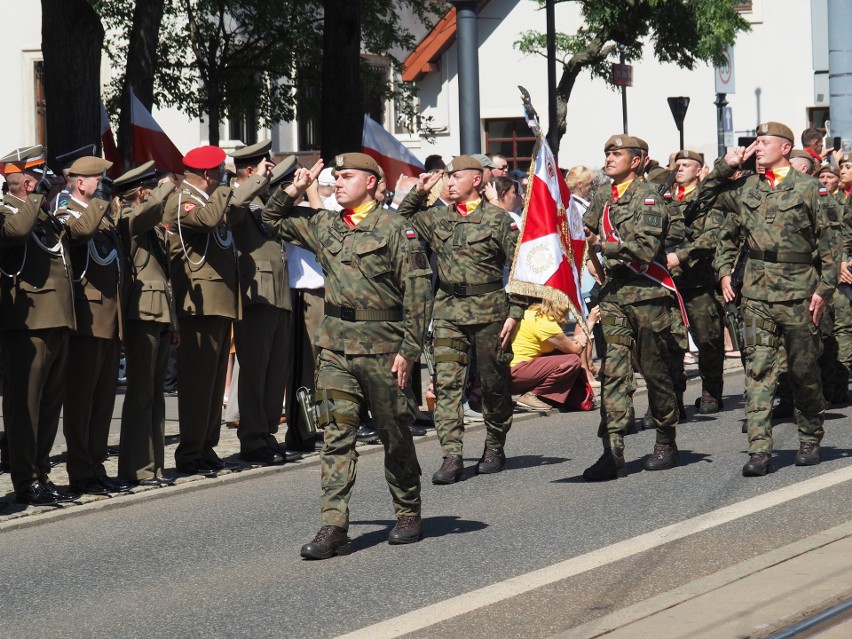 W Łodzi uroczyście obchodzono Dzień Wojska Polskiego.