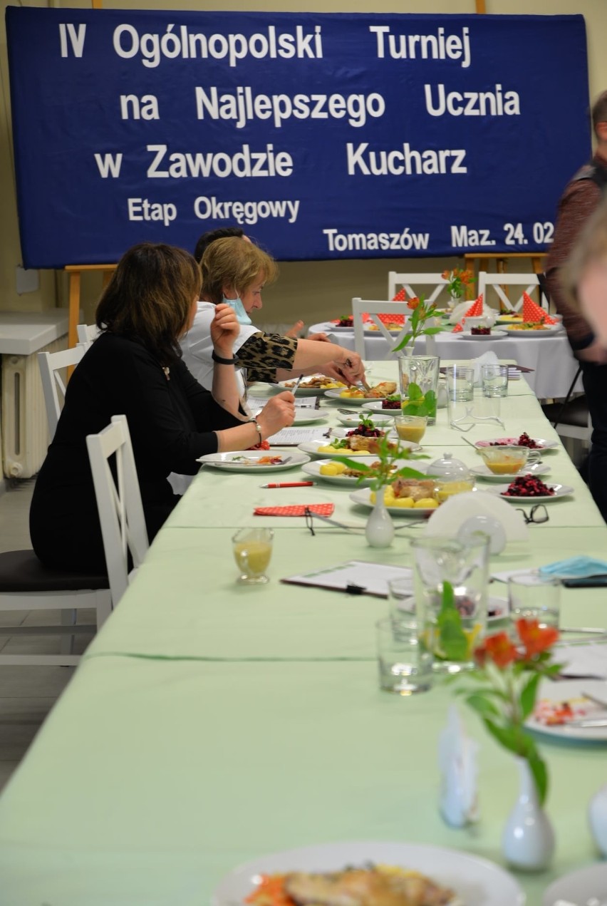 Uczeń kieleckich "garów" wygrał prestiżowy konkurs kulinarny. Przygotował najlepszego królika w Polsce! Mamy przepis (WIDEO, zdjęcia)