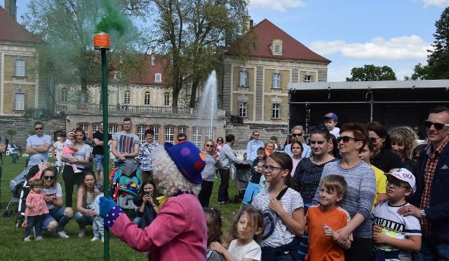 Scena, gastronomia i stoiska staną w parku przy pałacu książęcym w Żaganiu