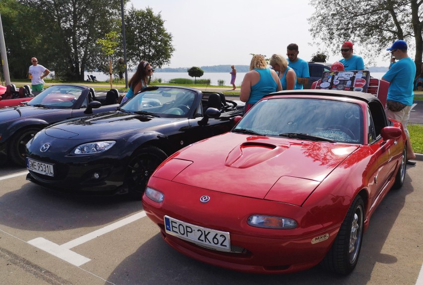 Zlot miłośników Mazdy MX-5 w Tarnobrzegu. Zobacz w weekend kultowe roadstery 