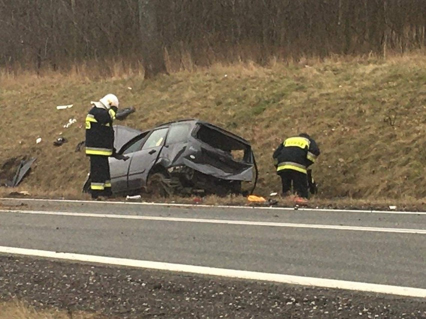 Droga Wrocław - Jelenia Góra zablokowana. Groźny wypadek na drodzej krajowej 3