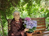 Toruń. Pani Aurelia Liwińska skończyła 106 lat! Zachwyca formą i humorem! Świętowała urodziny na Barbarce