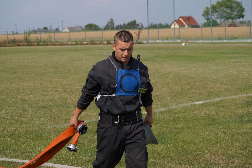 Strażak Roku 

- Damian Eisichard - pow. łęczycki