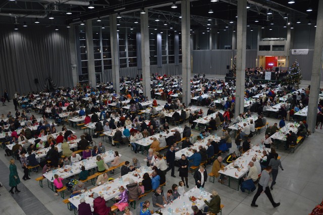 27 Opolska Wigilia Potrzebujących odbyła się w Centrum Wystawienniczo-Kongresowym w Opolu.
