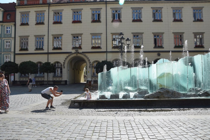 Znów upał! Tu wrocławianie szukają ochłody    