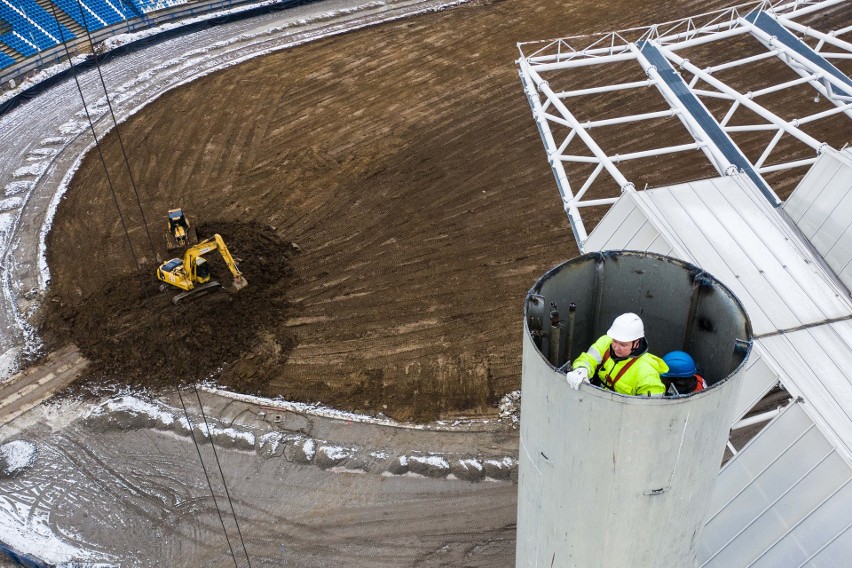 Na Stadionie Miejskim w Rzeszowie trwają prace remontowe. W...