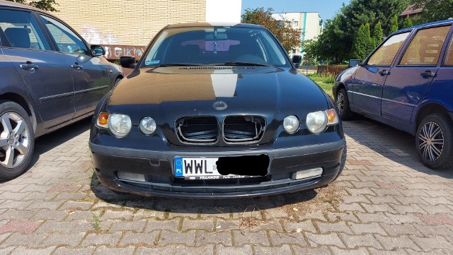 BMW przy Wiedeńskiej w Białymstoku jest sukcesywnie rozkradane