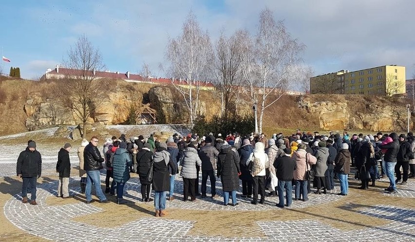 Starachowiczanie oddali hołd prezydentowi Gdańska w sobotę,...