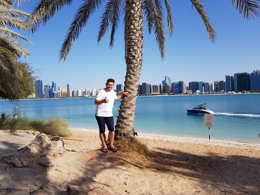 Andrzej Koziński zajął drugie miejsce w konkursie w Emiratach Arabskich. Czy kupi sobie ferrari? 