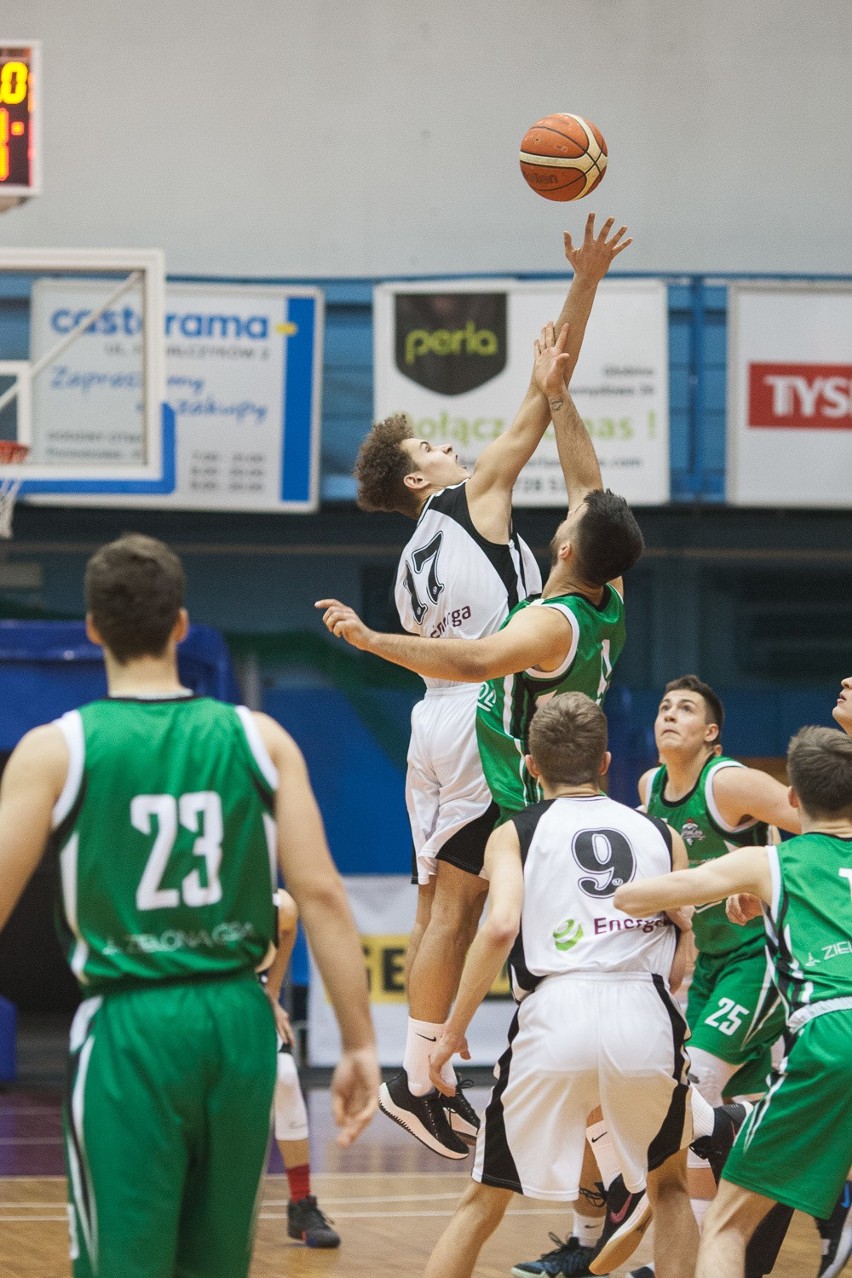 Czarni Laminopol - Zastal Zielona Góra 77:86