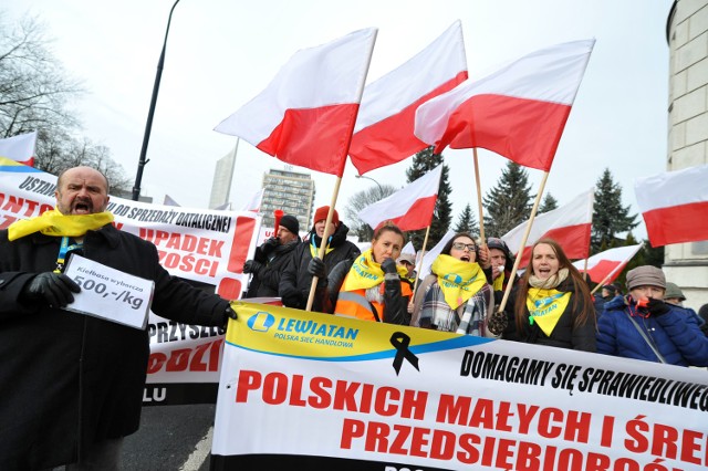 Protest handlowców. Manifestacja kupców w Warszawie