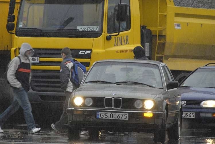 Od rana nie dziala sygnalizacja świetlna na skrzyzowaniu...