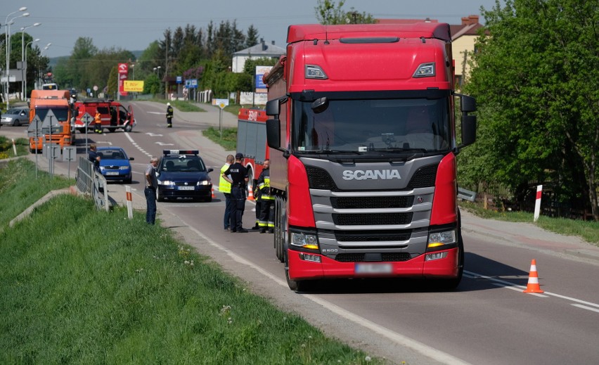 Do wypadku doszło w środę na drodze wojewódzkiej nr 884 w...