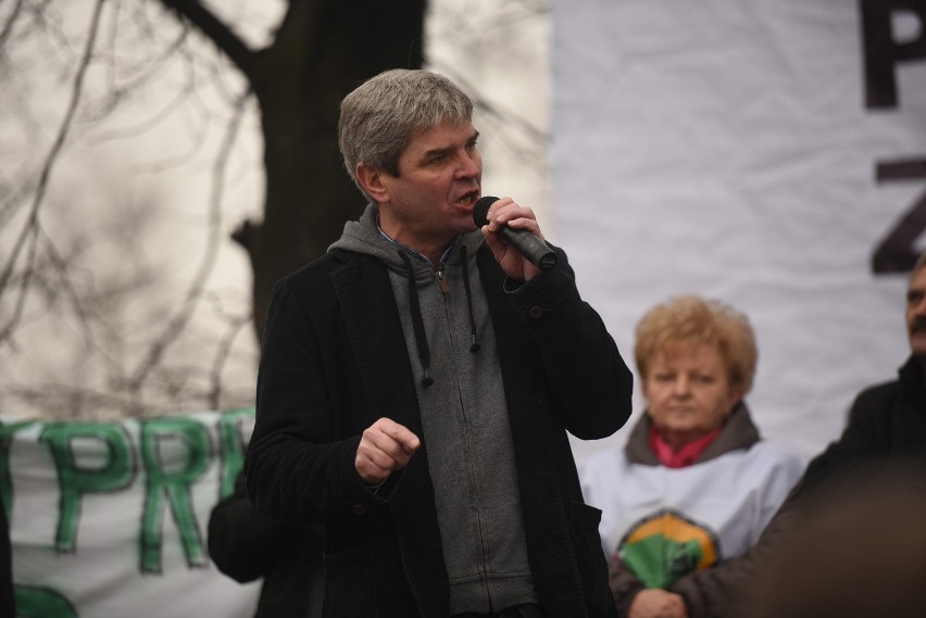 Protest górników kopalni Boże Dary w Katowicach: