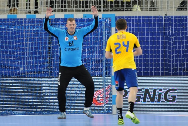 Pod koniec grudnia, podczas turnieju 4 Nations Cup, Adam Malcher wystąpił w opolskiej Stegu Arenie jako reprezentant Polski.