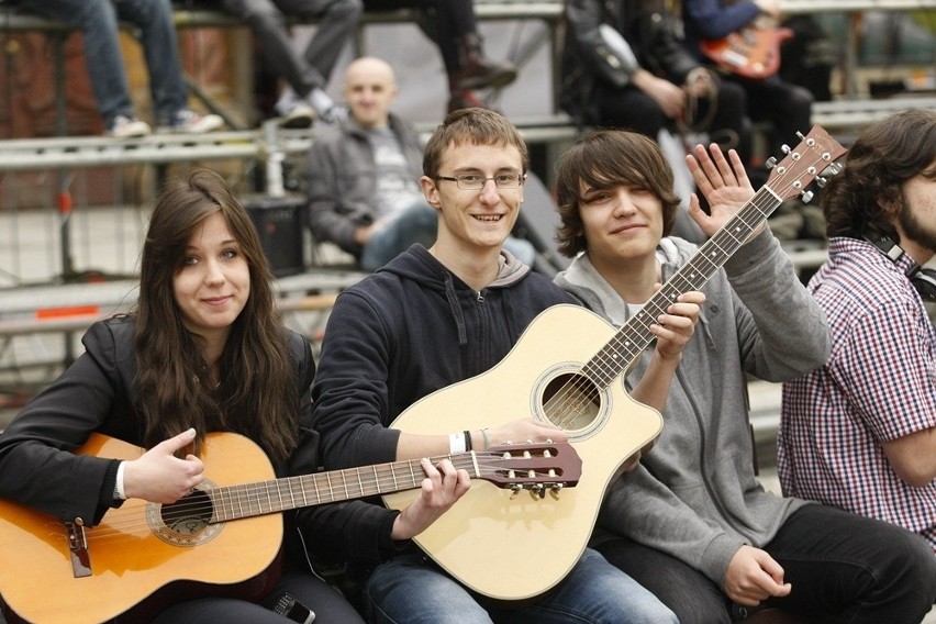 Gitarowy Rekord Guinnessa 2013: Dużo zabrakło do nowego rekordu (RELACJA NA ŻYWO, ZDJĘCIA)