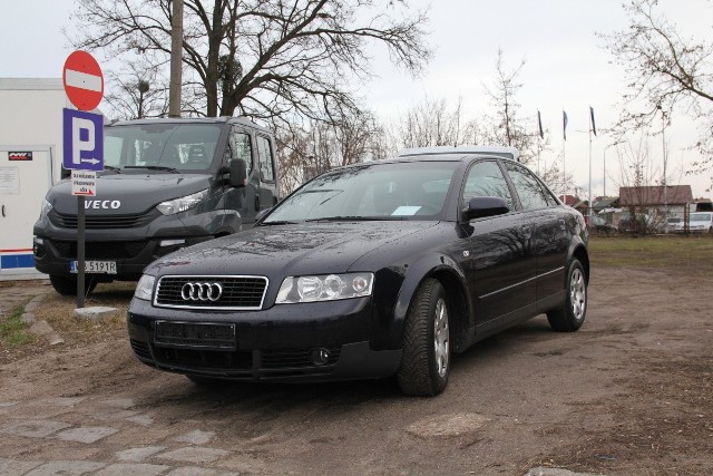 Audi A4, rok 2001, 2,0 benzyna, cena 8 600 zł