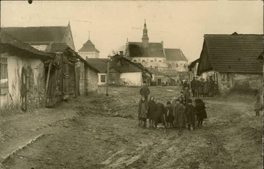 Kościół św. Jana Ewangelisty w Pińczowie, 1916 rok