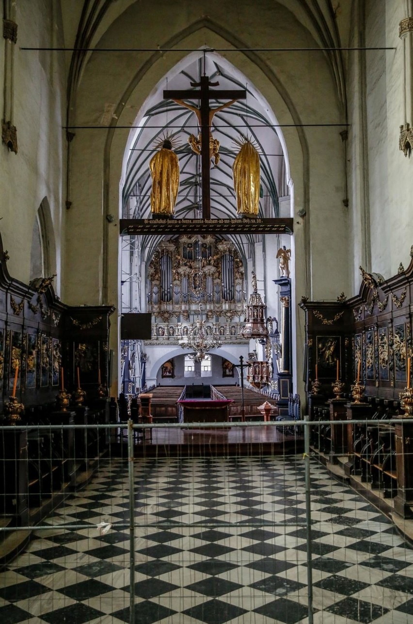 Bazylika rzymskokatolicka Św. Mikołaja zamknięta ze względów...