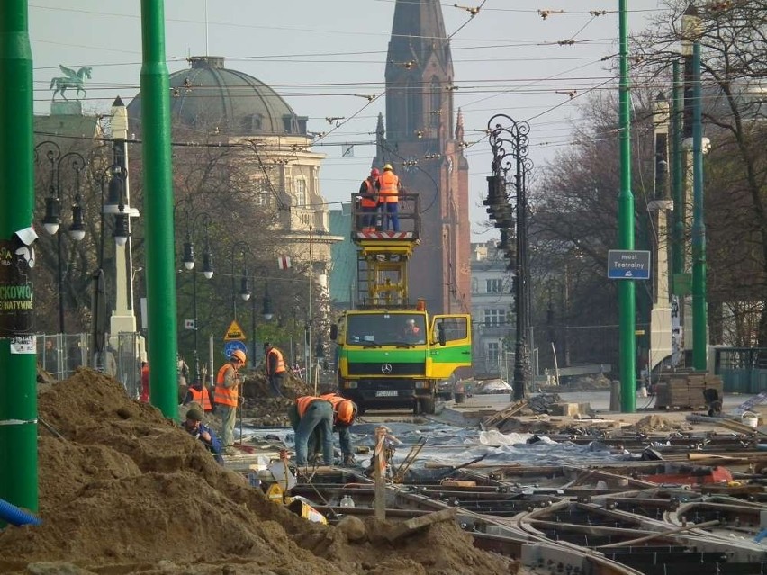 Most Teatralny: Awaria gazociągu to mistyfikacja ZDM?