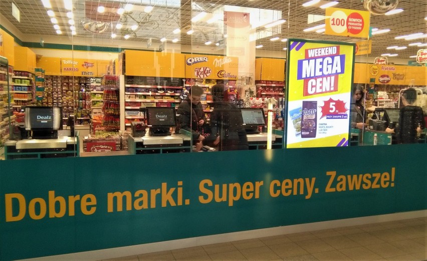 Nowy Sącz. Brytyjska sieciówka Dealz otworzyła sklep w Galerii Sandecja. Co można tam kupić? [ZDJĘCIA]