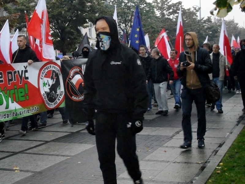 W marszu antyimigracyjnym w Częstochowie wzięło udział ponad...